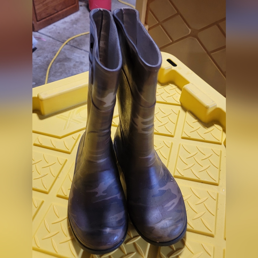 Camouflage Rain Boots